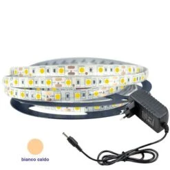 300 LED 5050 STRIP STRISCIA 5m 220V BIANCO LUCE CALDA IMPERMEABILE ALIMENTATORE
