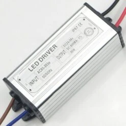 Trade Shop - Alimentatore Driver 220v Da 10w 20w 30w 50w 80w 100w Stabilizzato Fari A Led 20 Watt